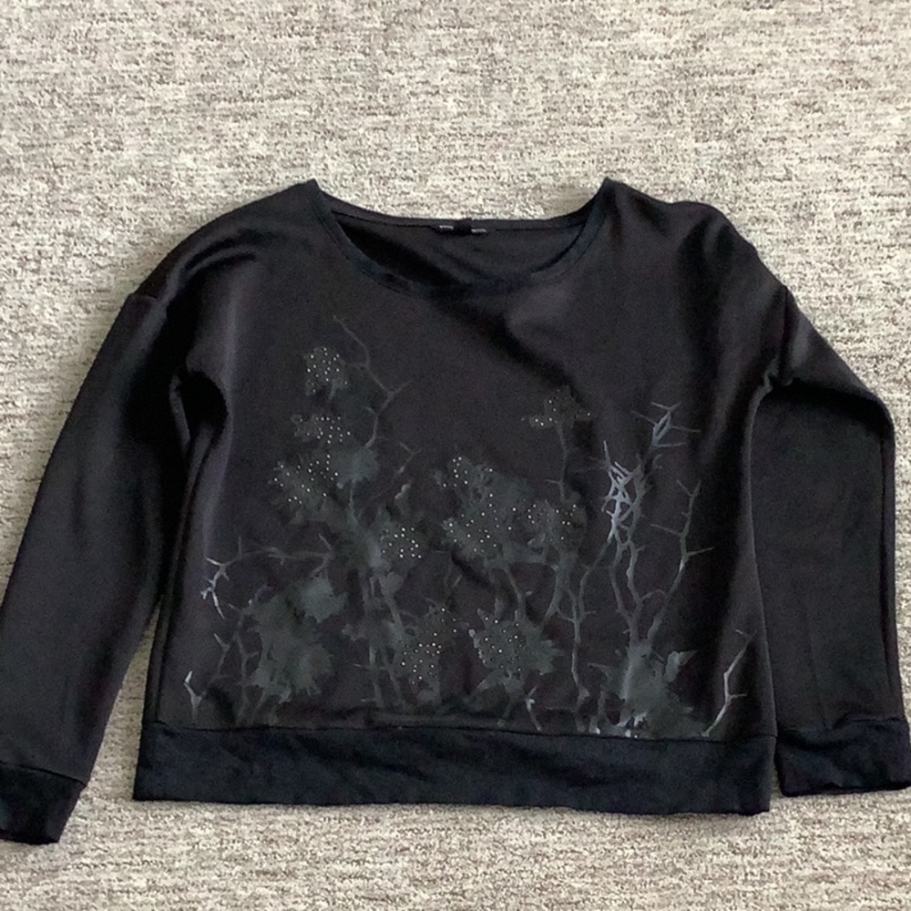Woman’s Rock & Republic Top